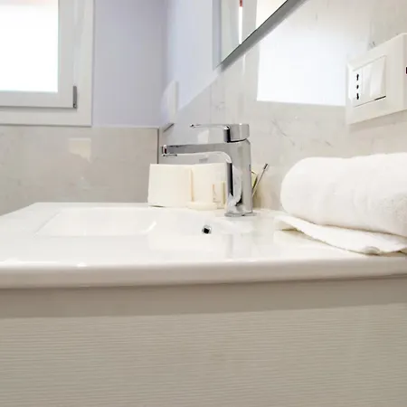 Welc-om La Casa Di Nonna Tina Appartement Padua